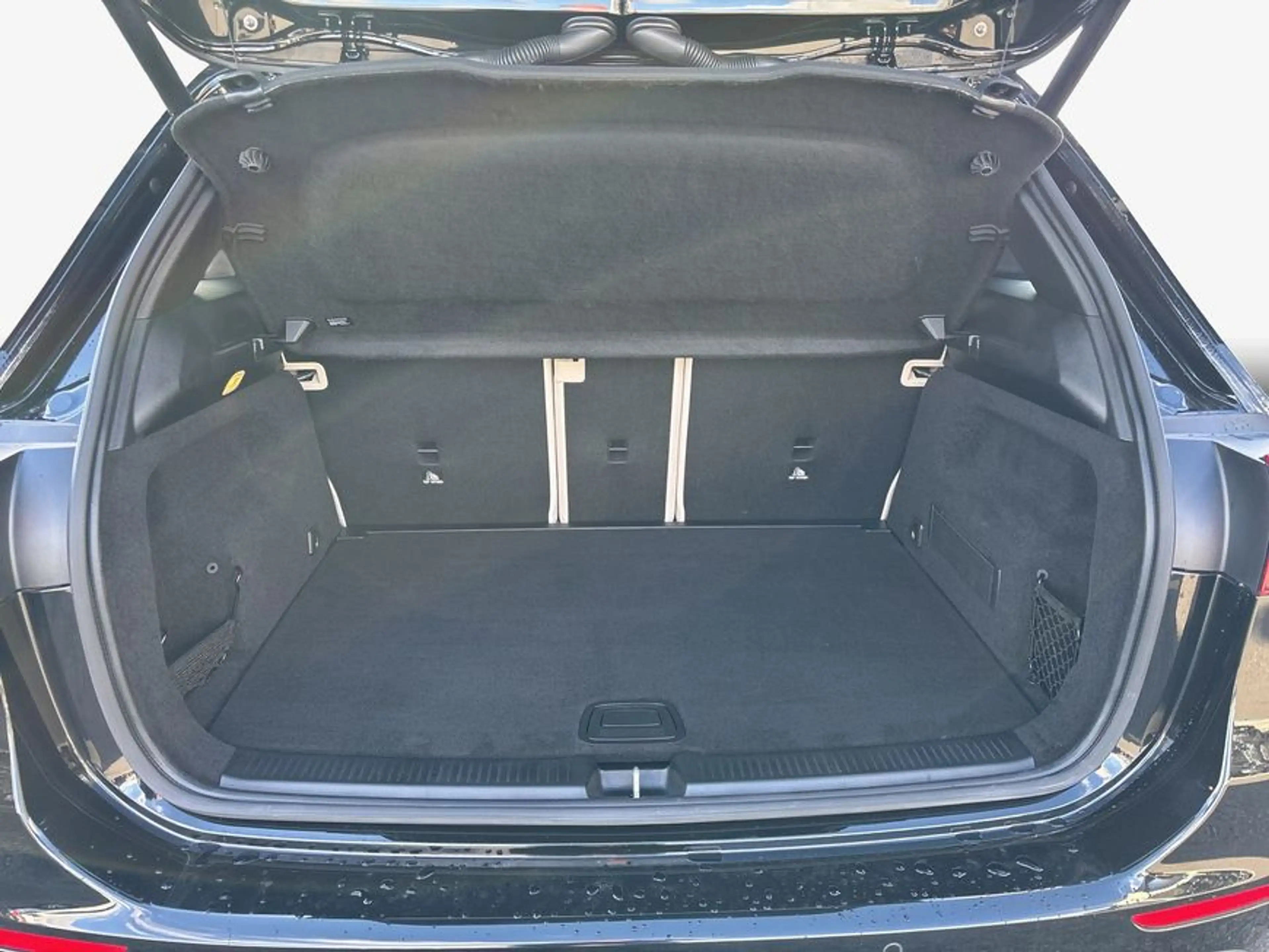 Mercedes-Benz B 200 B-Klasse — photo 8