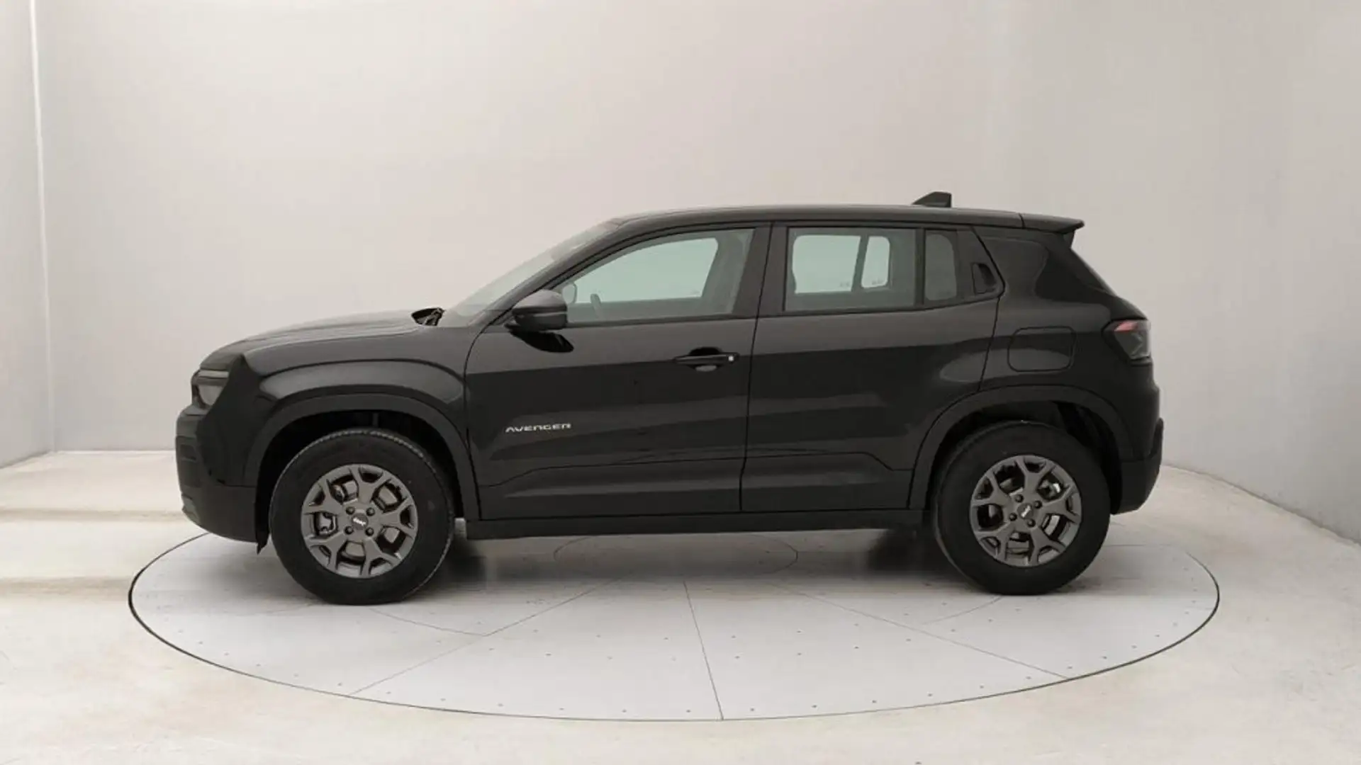 Jeep Avenger 1.2 t. e-hybr.mhev Longitude fwd 110cv edct6 Noir - 2