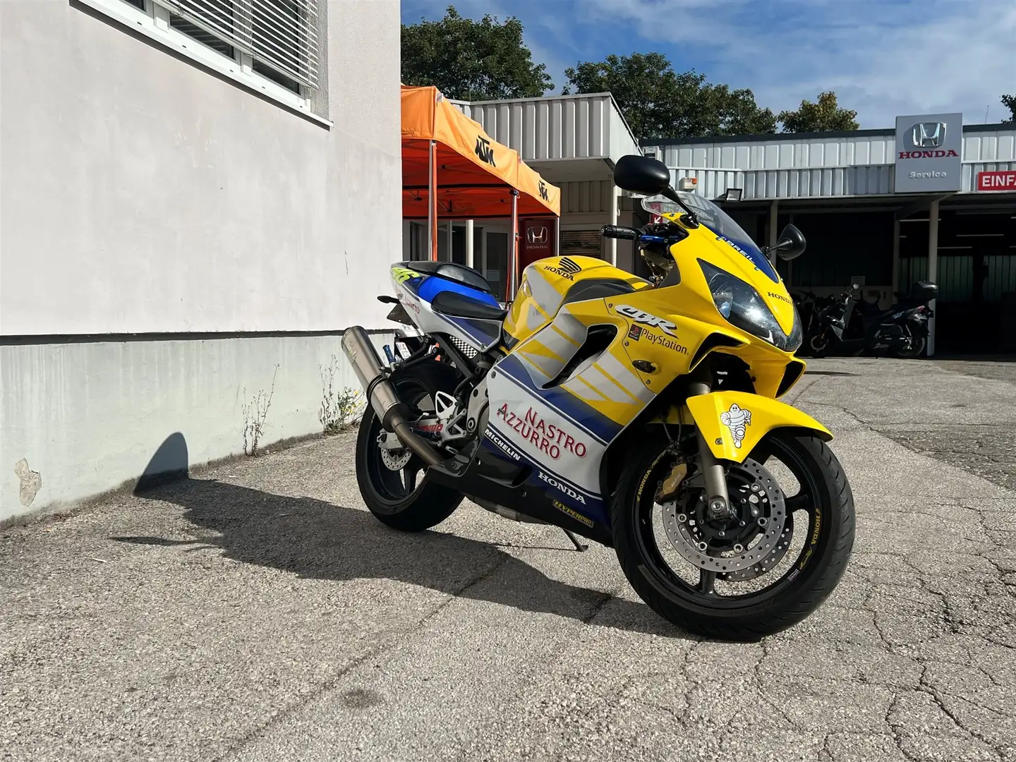 Honda CBR 600 Valentino Rossi Edition - 2