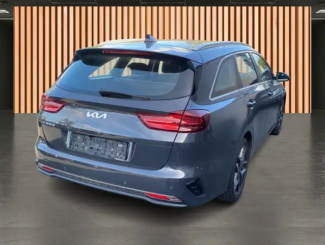 Kia Ceed view 5