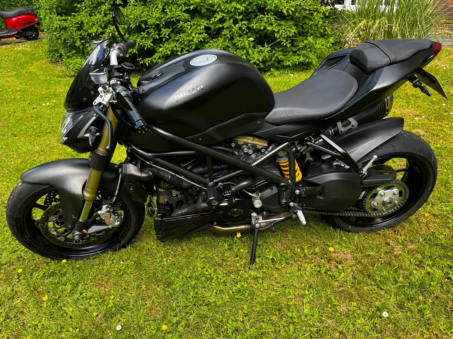 Ducati Streetfighter 848 crna - 2