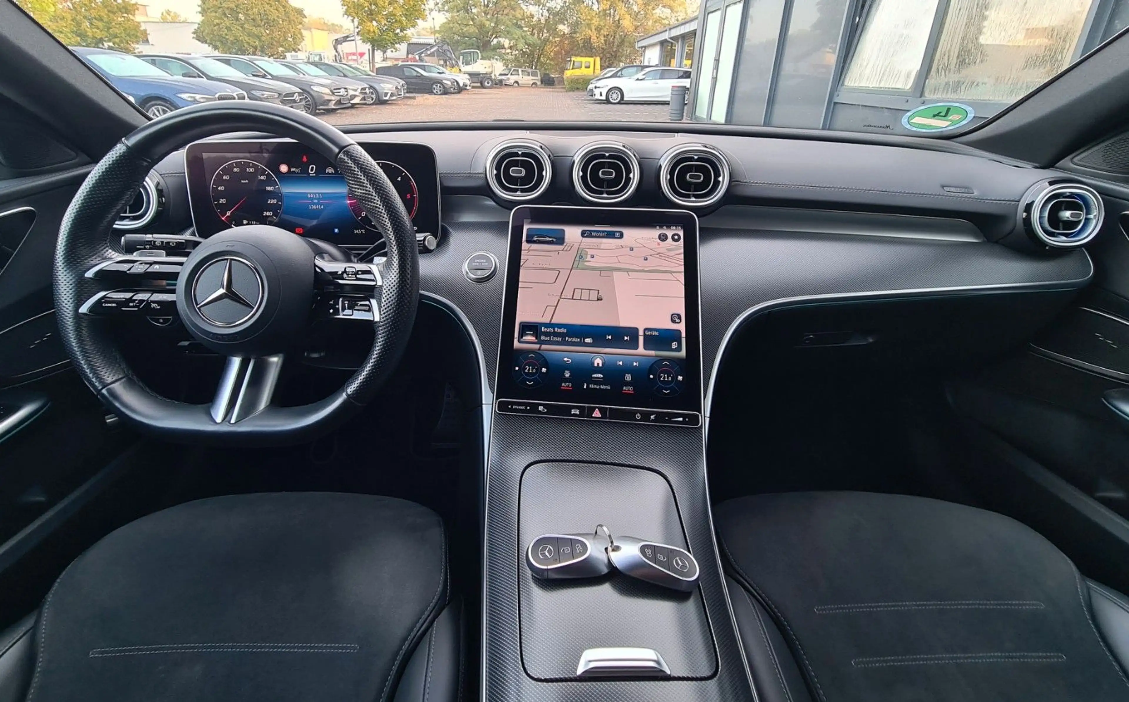 Mercedes-Benz C 220 d T AMG LINE - ASSISTS - DIGITAL - AHK - — photo 11