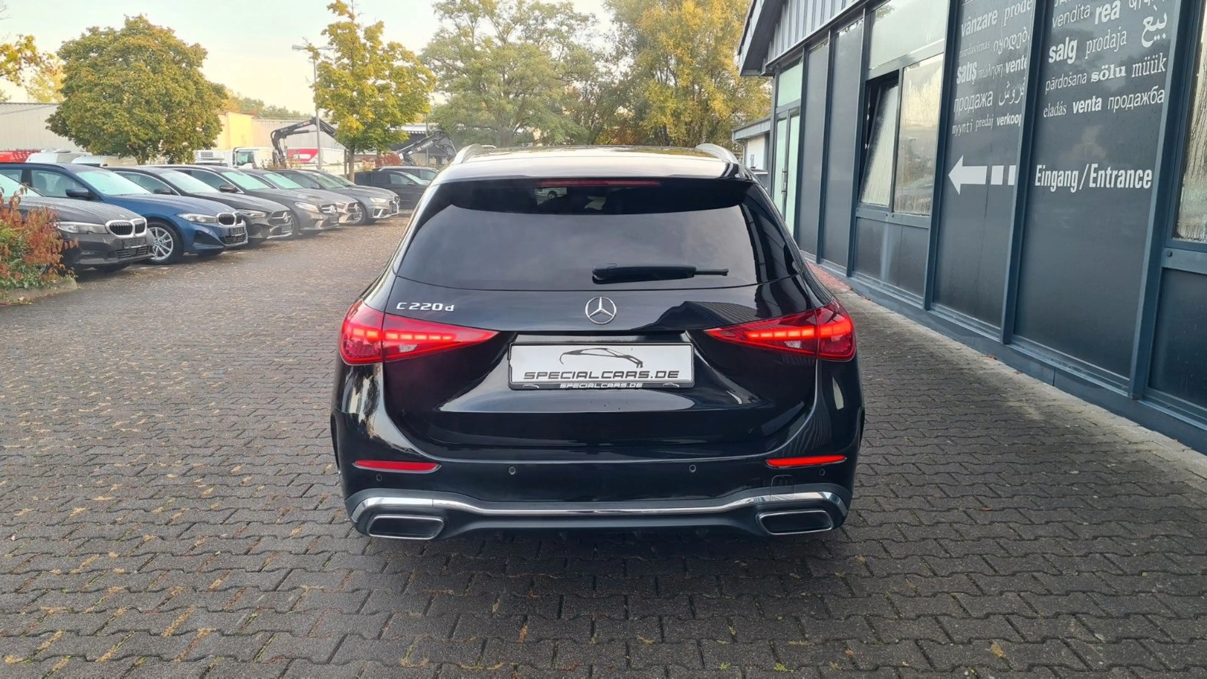 Mercedes-Benz C 220 d T AMG LINE - ASSISTS - DIGITAL - AHK - — photo 6