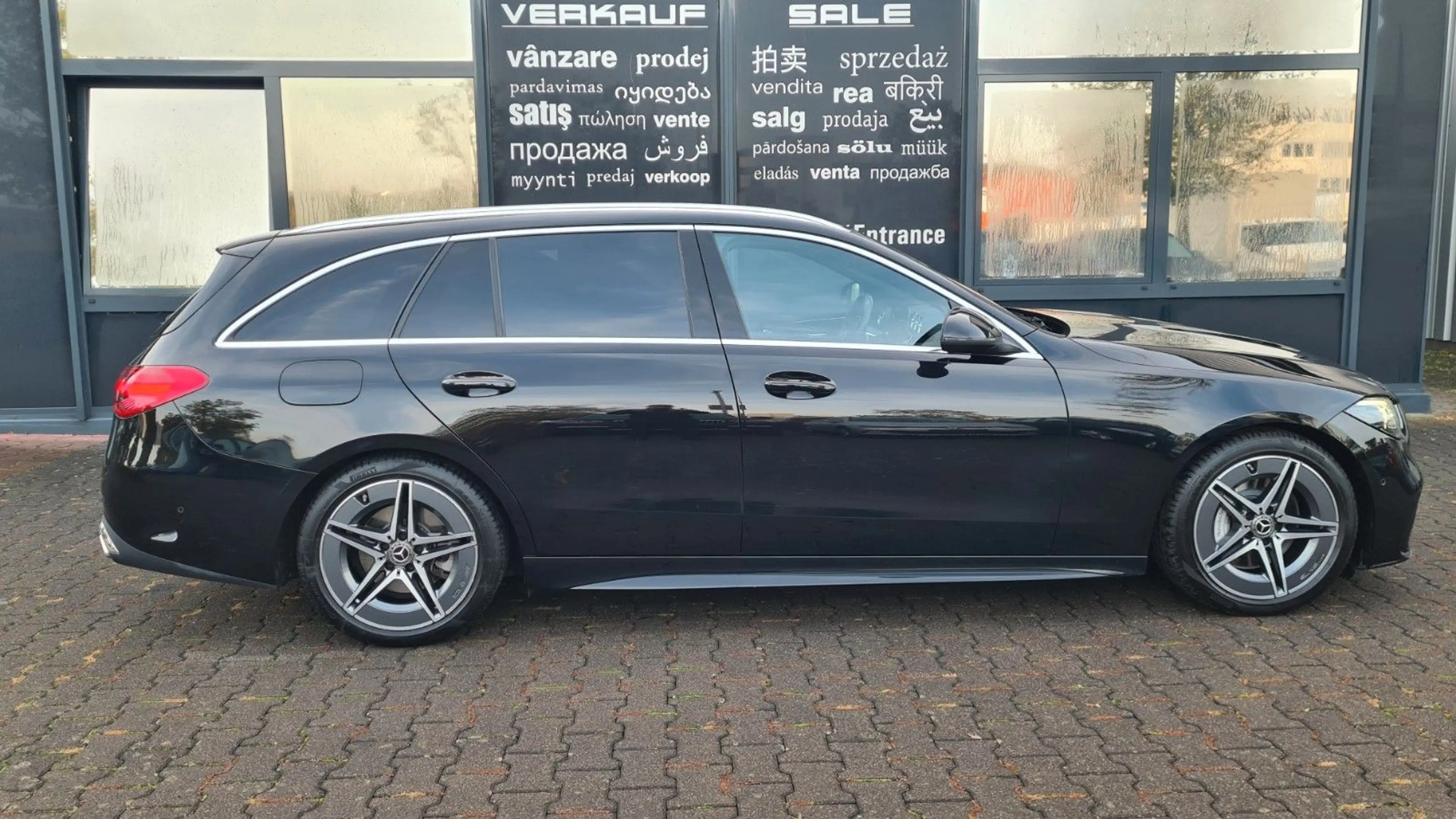 Mercedes-Benz C 220 d T AMG LINE - ASSISTS - DIGITAL - AHK - — photo 9