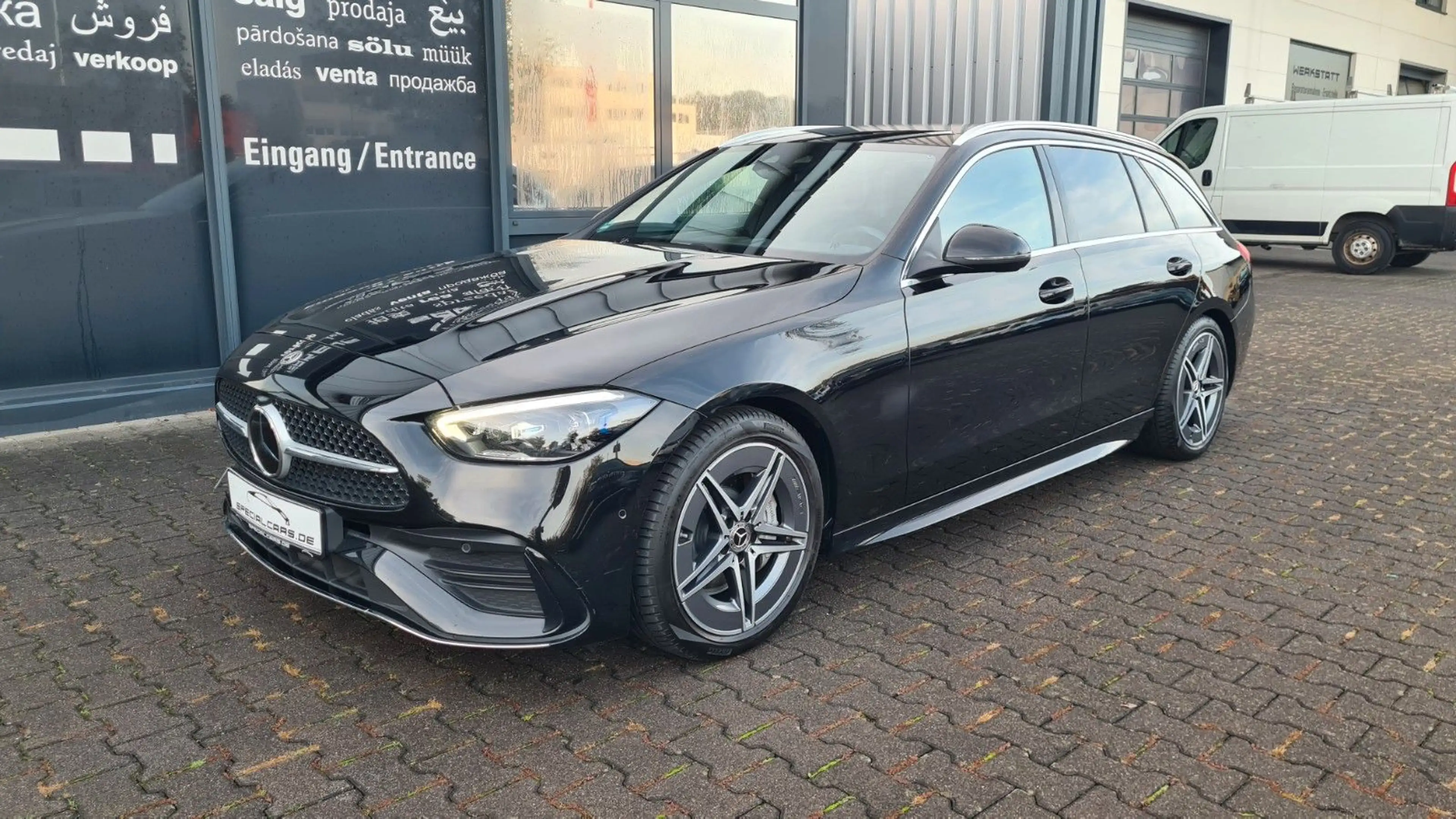 Mercedes-Benz C 220 d T AMG LINE - ASSISTS - DIGITAL - AHK - — photo 3