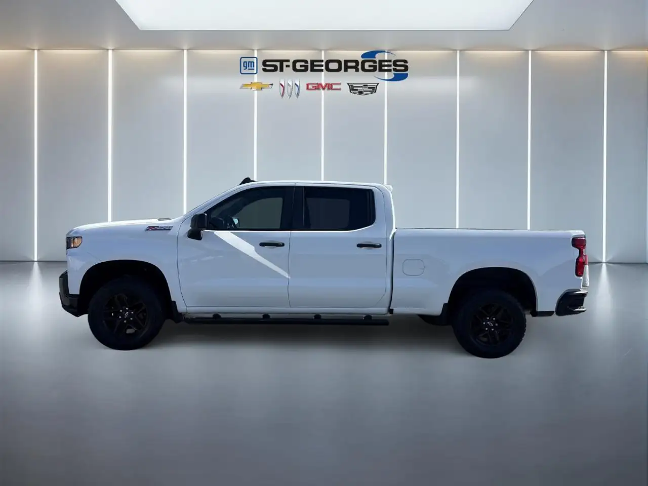 Chevrolet Silverado 1500 снимка Chevrolet Silverado 1500
