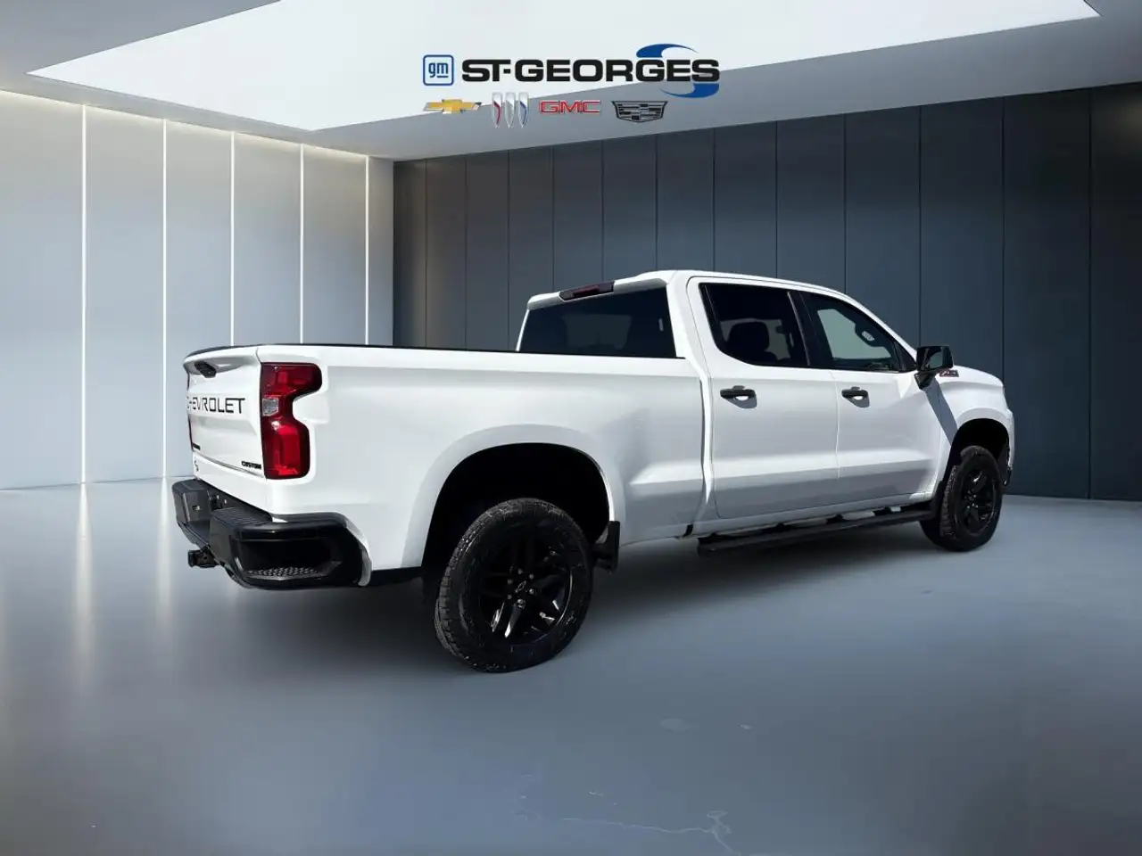 Chevrolet Silverado 1500 снимка Chevrolet Silverado 1500