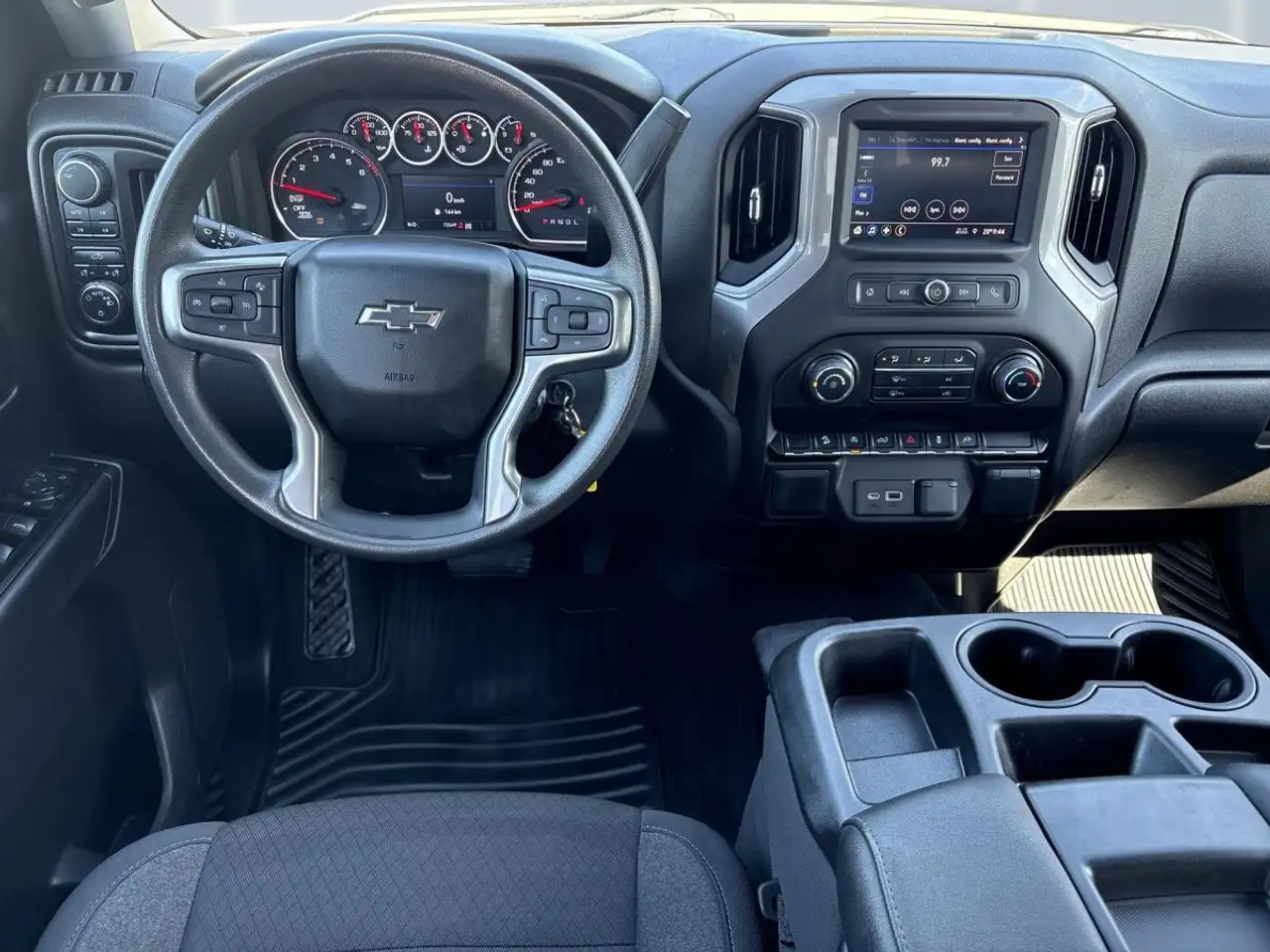 Chevrolet Silverado 1500 снимка Chevrolet Silverado 1500