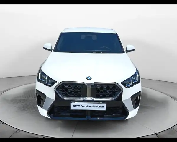 BMW X2 view 3