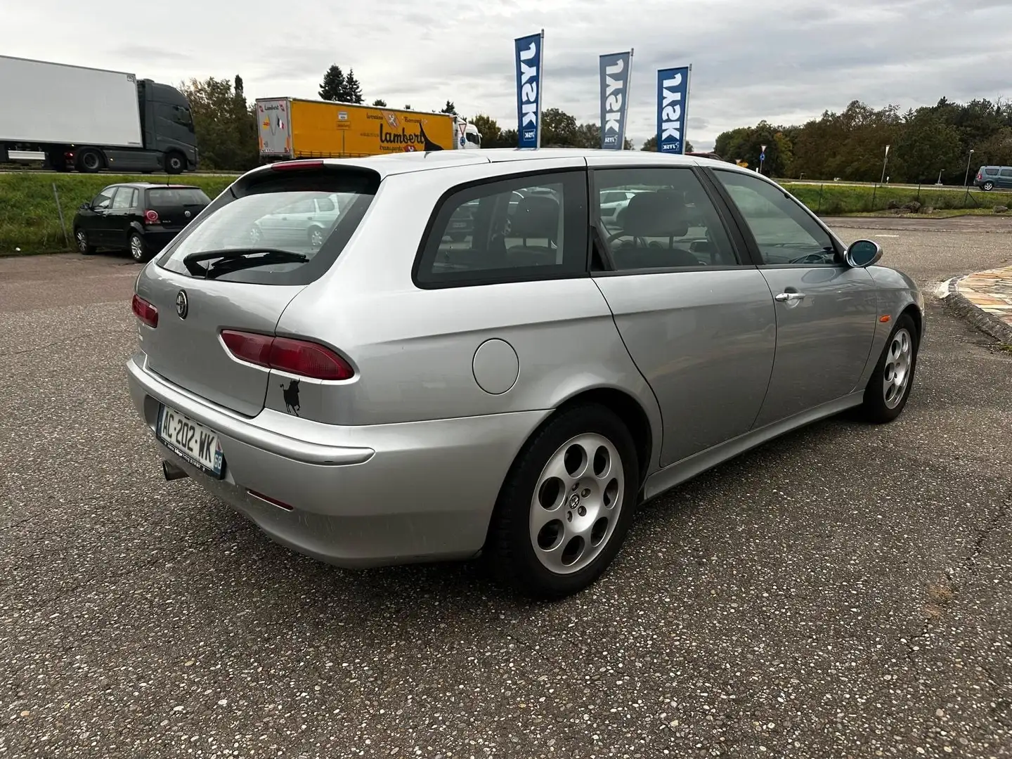 Alfa Romeo 156 2.4 JTD Diesel Klima 8 Fachbereift Silber - 2