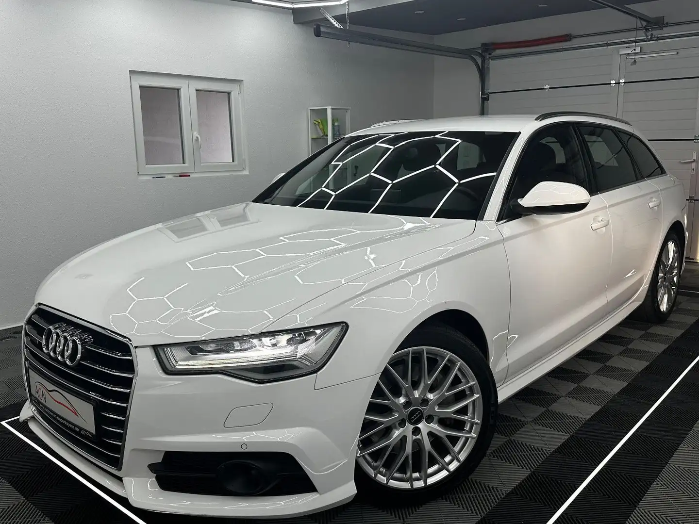 Audi A6 Avant 3.0 TDI quattro LED/ACC/KAM/MEMO/1.HAND Blanc - 1