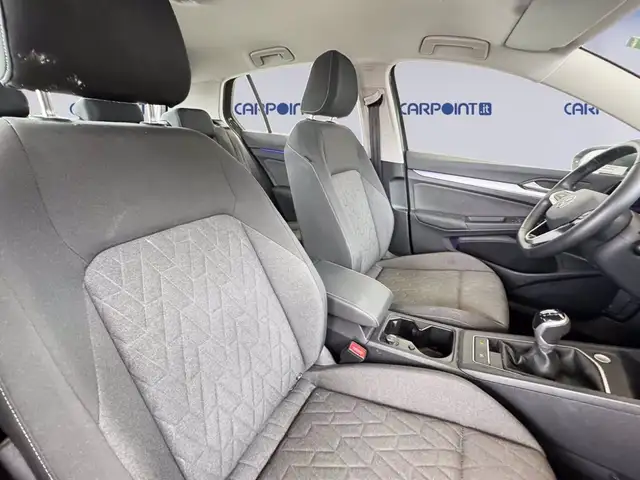 Volkswagen Golf view 8