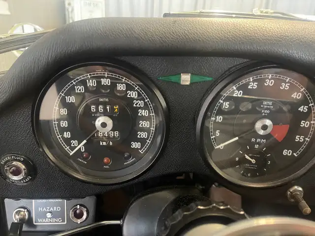 Jaguar E-Type view 13