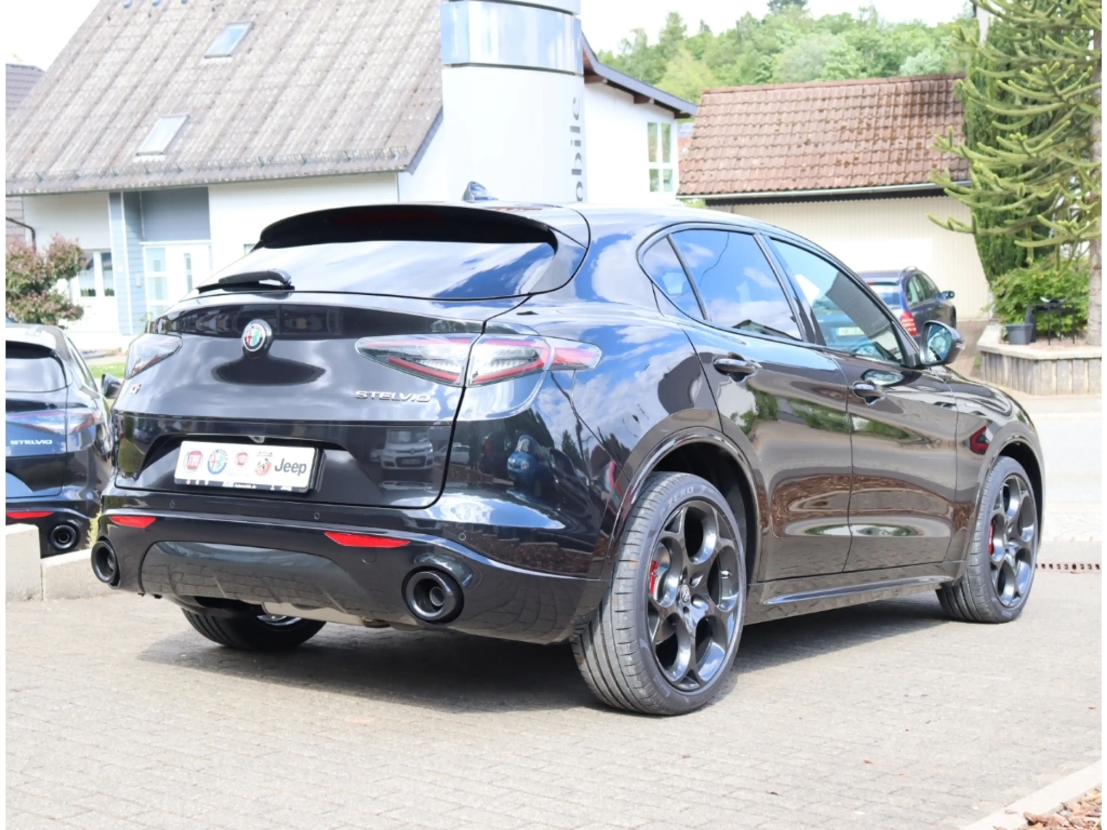 Alfa Romeo Stelvio VELOCE 2.2 DIESEL 16V 210 PS AT8 Q4 SCHIEBEDACH AH — photo 3