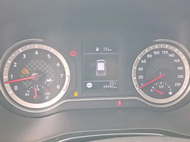 Hyundai I10 view 10
