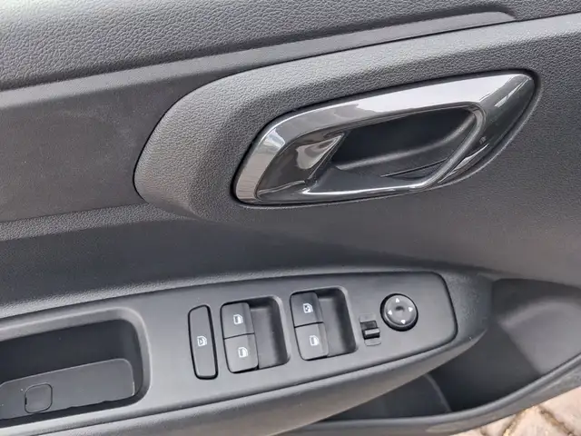 Hyundai I10 view 8