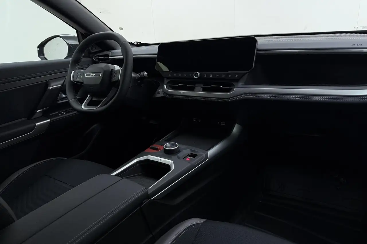 Jeep Compass 2026 — фото 13