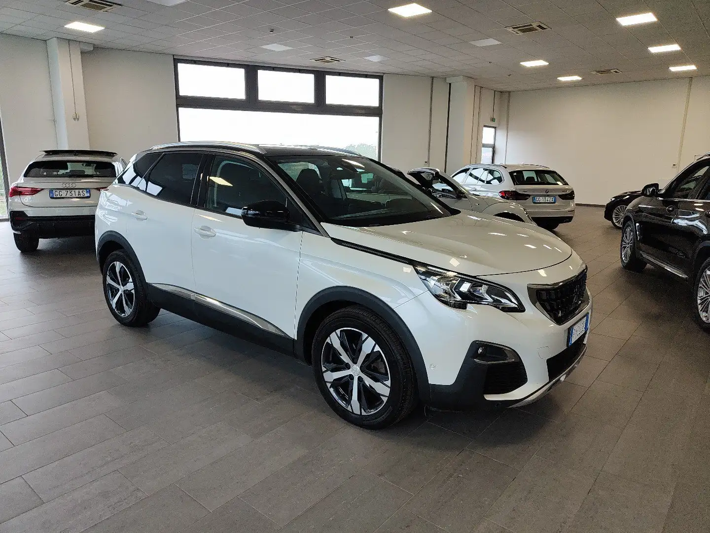 Peugeot 3008 BlueHDi 130cv Allure EAT8 Navi Camera+Sensori Blanc - 2