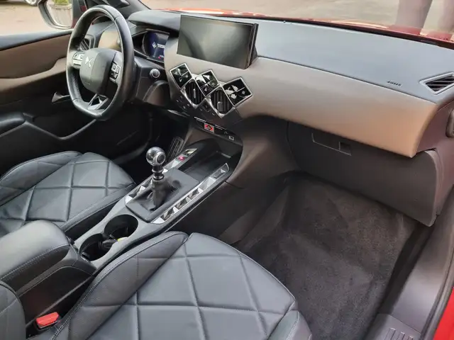 DS Automobiles DS 3 Crossback view 26
