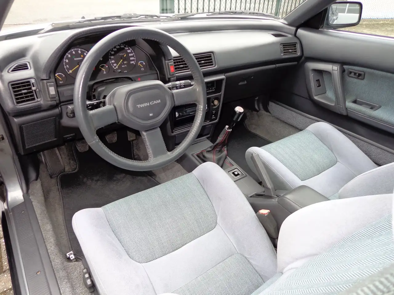 Toyota Celica 2.0 GT Twin Cam 16V in perfecte staat, foto 12