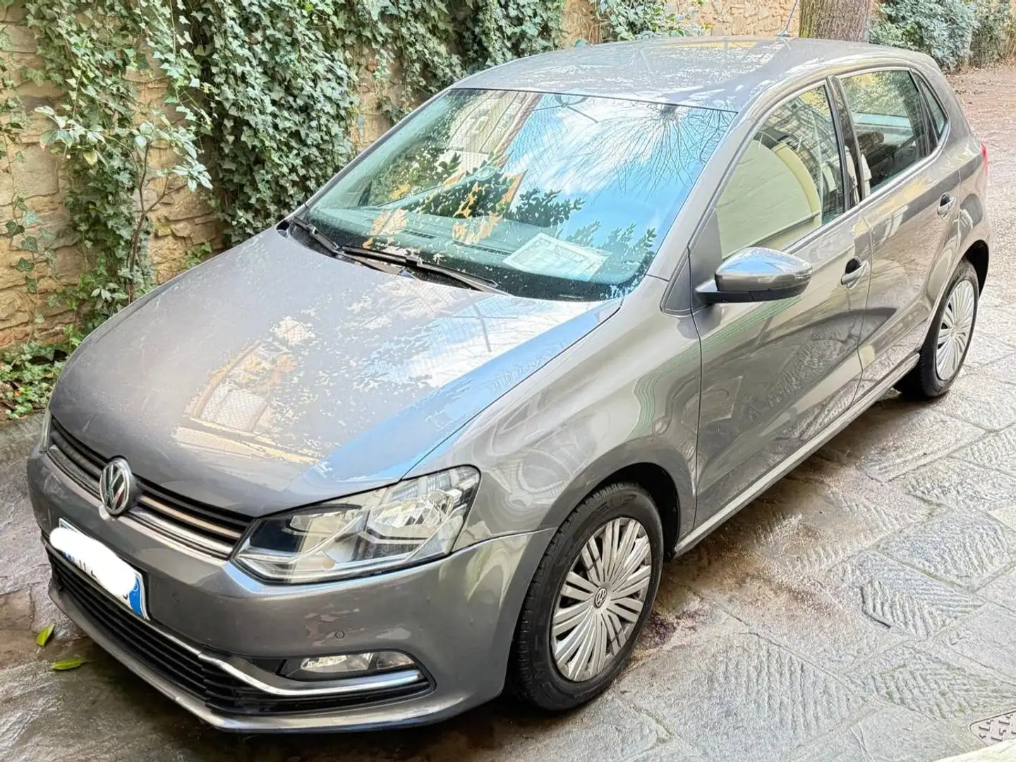 Volkswagen Polo 1.0 mpi Comfortline Ok  tua a € 164 mese Grigio - 1