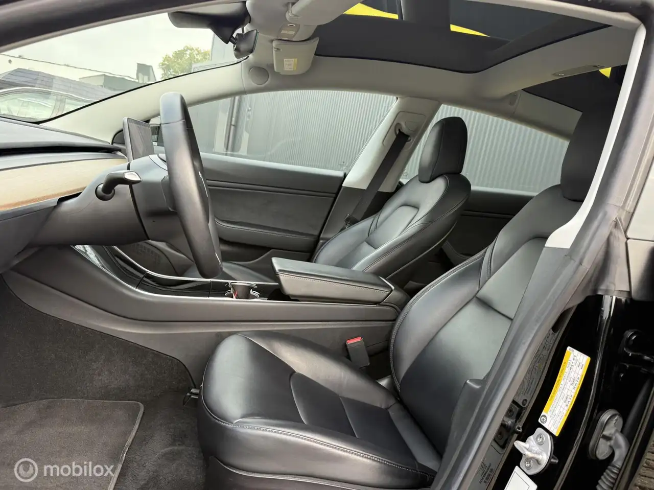 Tesla Model 3 Standard Range Plus 60 kWh 235ch - Soh 100% - ACCU - Camera - Jantes 19" - Climatisation