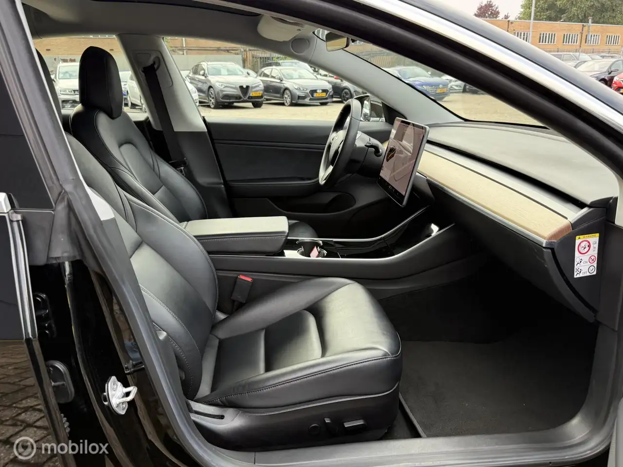 Tesla Model 3 Standard Range Plus 60 kWh 235ch - Soh 100% - ACCU - Camera - Jantes 19" - Climatisation