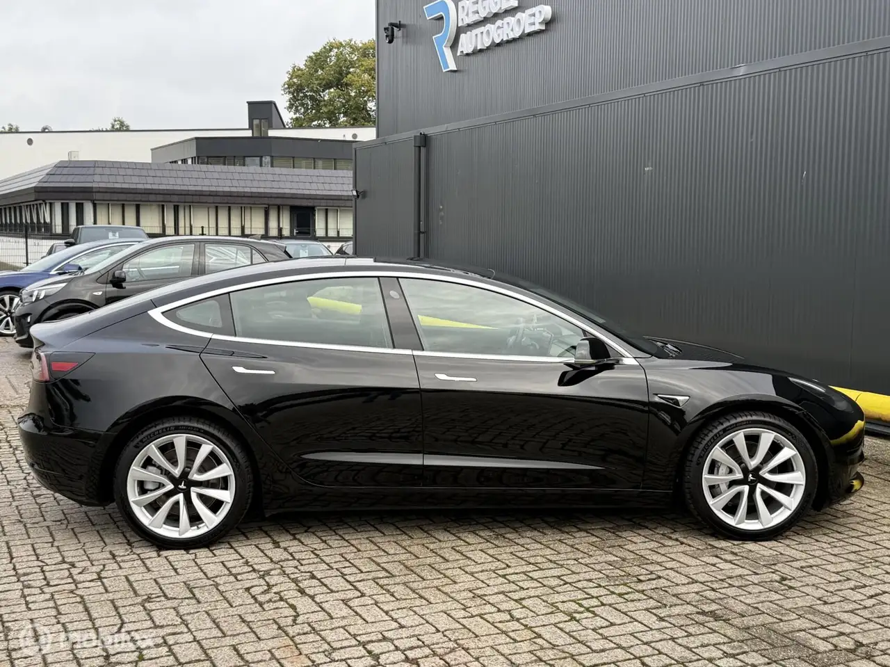 Tesla Model 3 Standard Range Plus 60 kWh 235ch - Soh 100% - ACCU - Camera - Jantes 19" - Climatisation