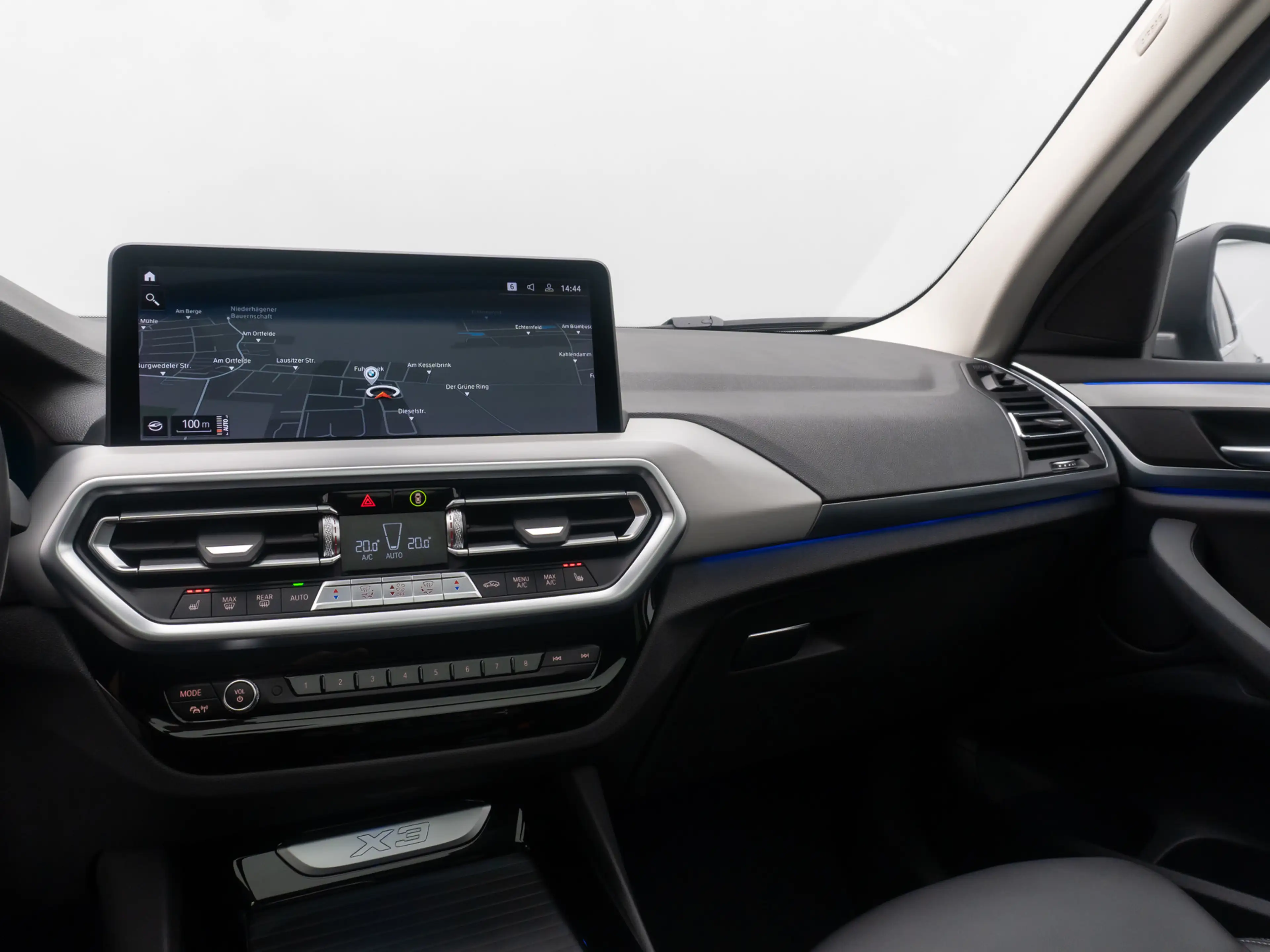 BMW X3 DAB Kamera HiFi AHK Panorama Laser 19 — photo 21