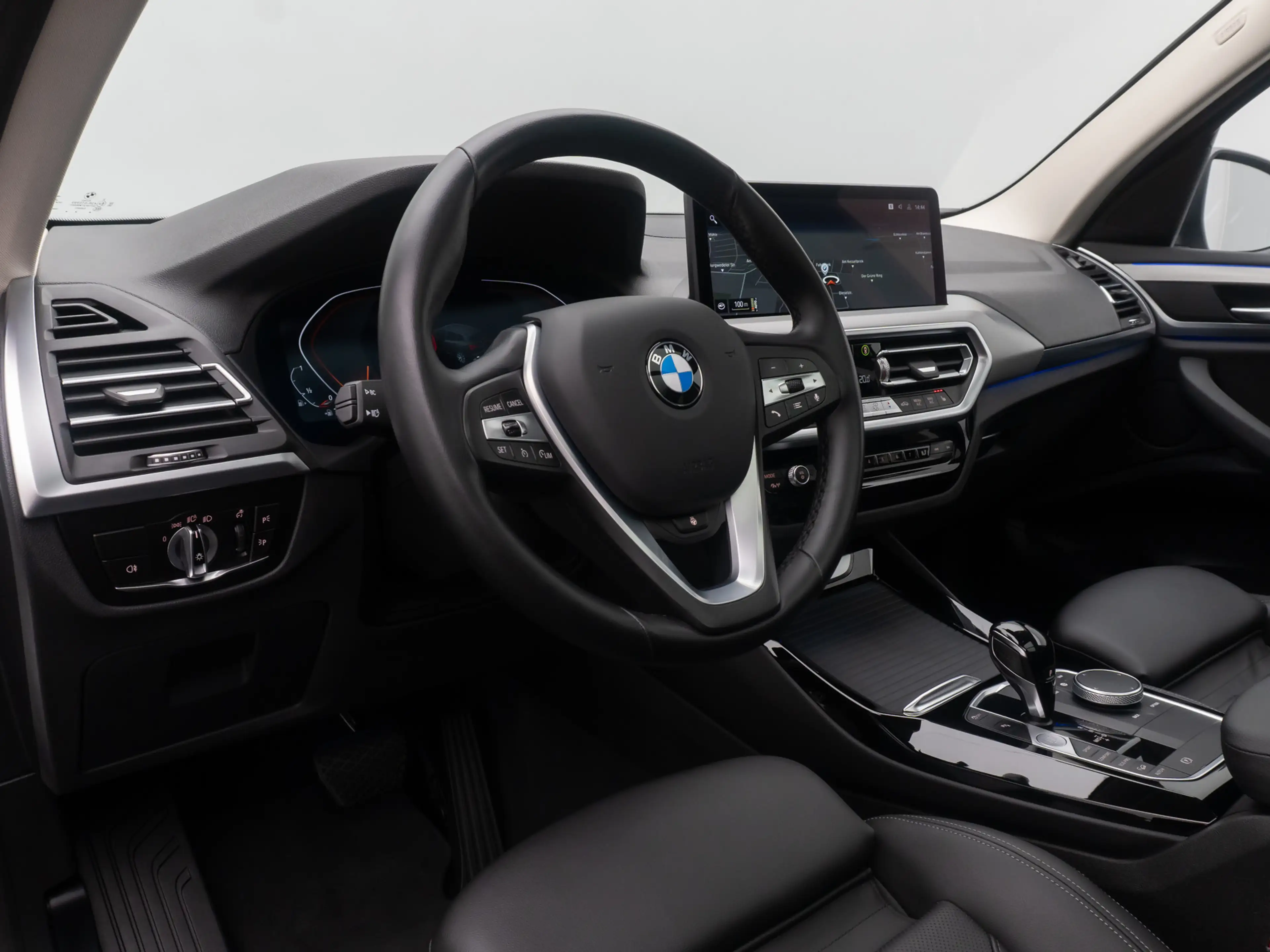 BMW X3 DAB Kamera HiFi AHK Panorama Laser 19 — photo 20