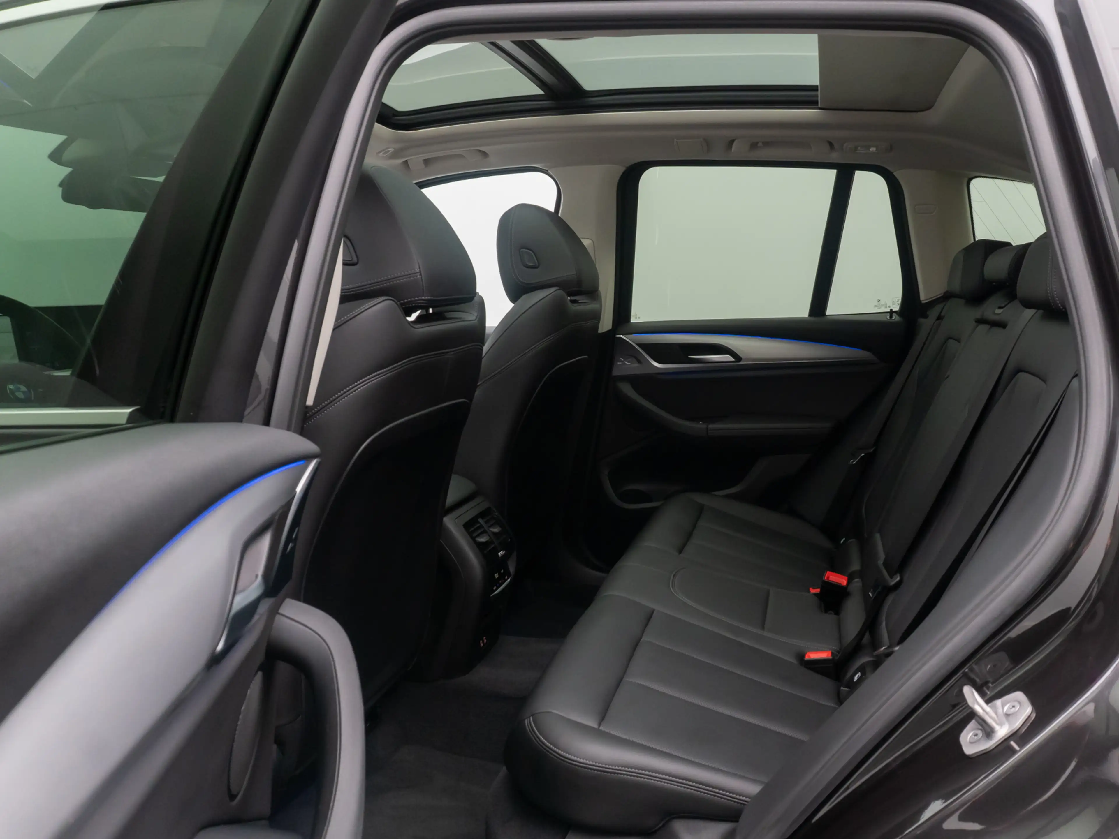 BMW X3 DAB Kamera HiFi AHK Panorama Laser 19 — photo 25