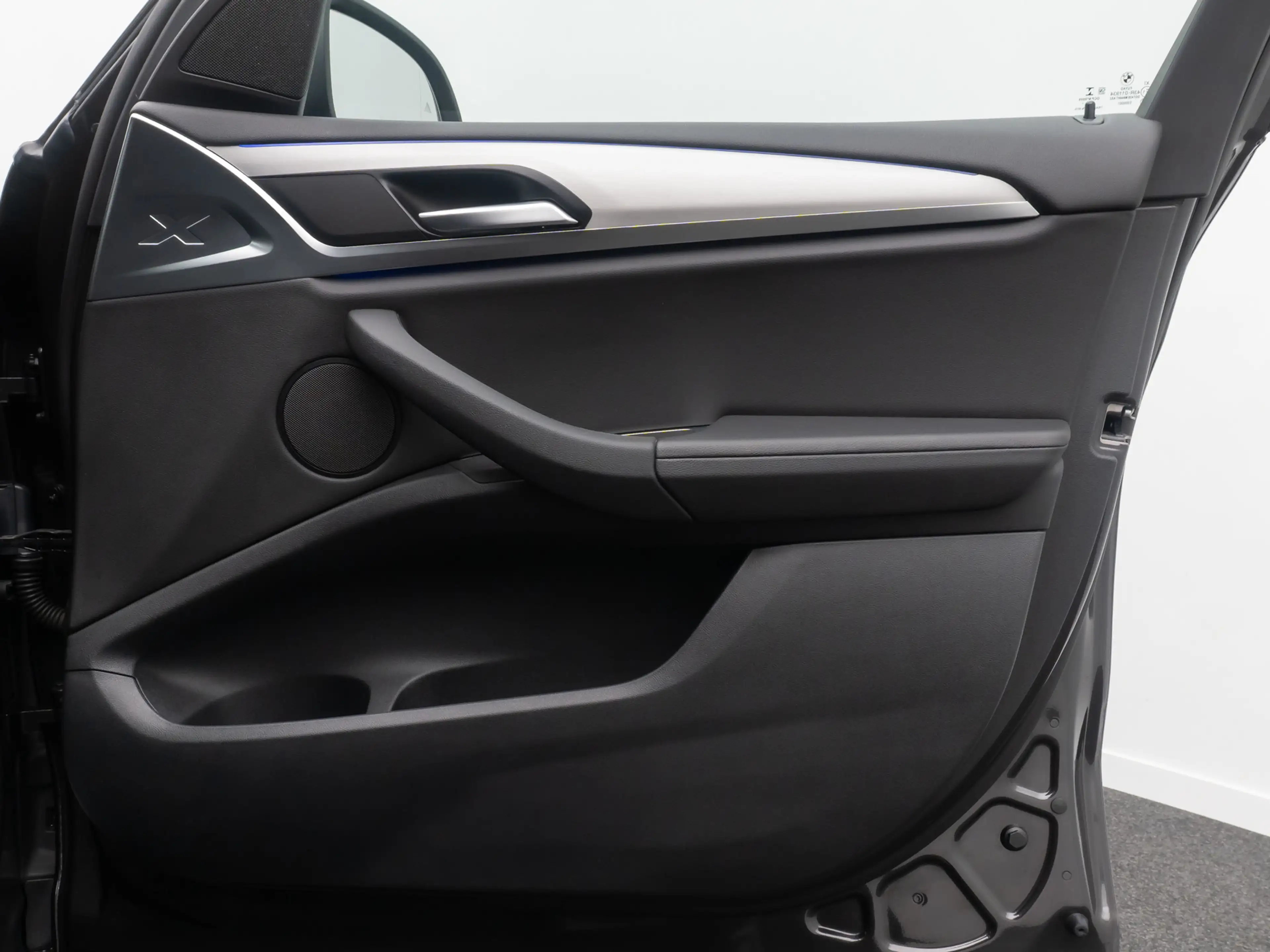 BMW X3 DAB Kamera HiFi AHK Panorama Laser 19 — photo 32