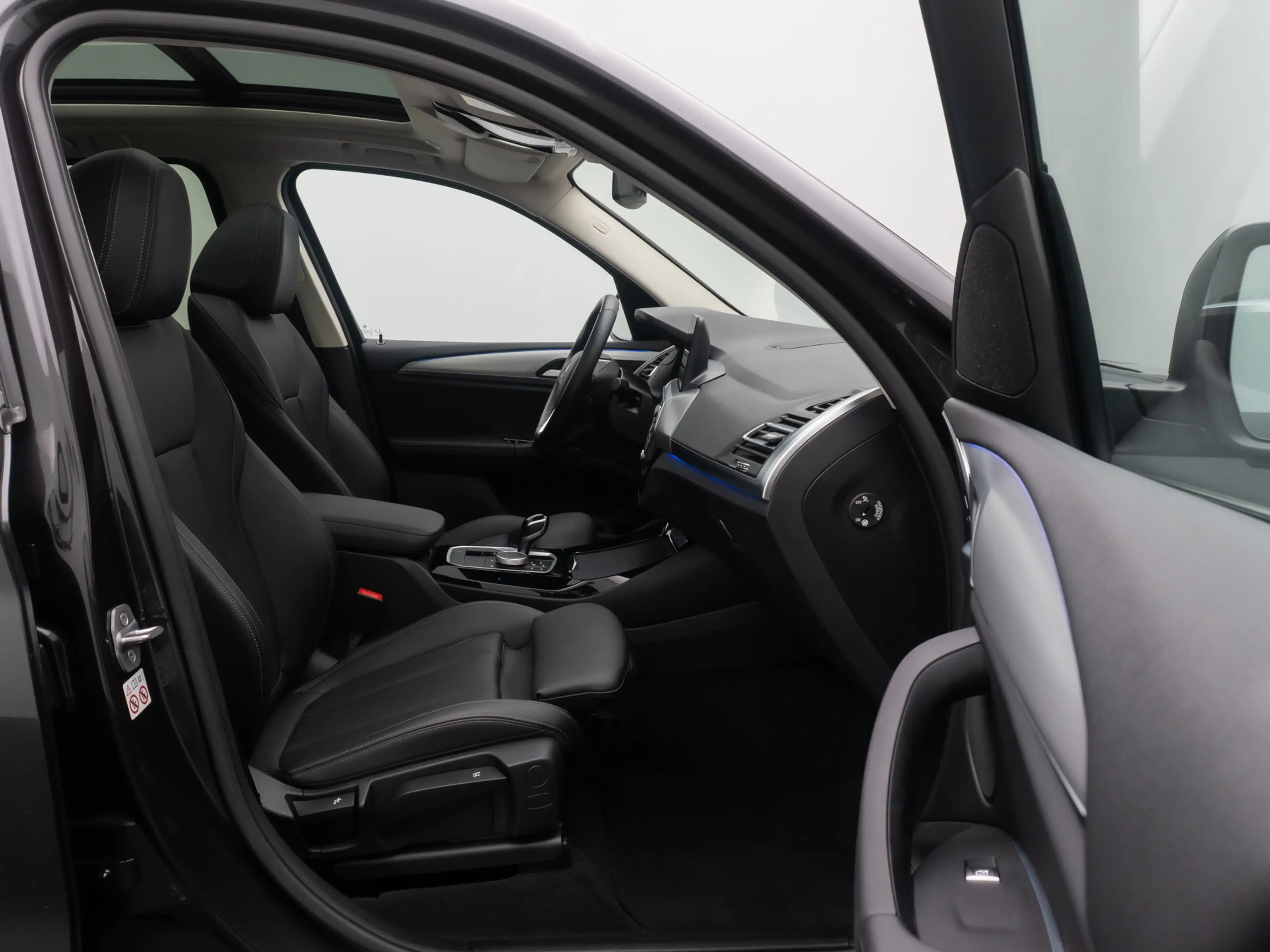 BMW X3 DAB Kamera HiFi AHK Panorama Laser 19 — photo 24