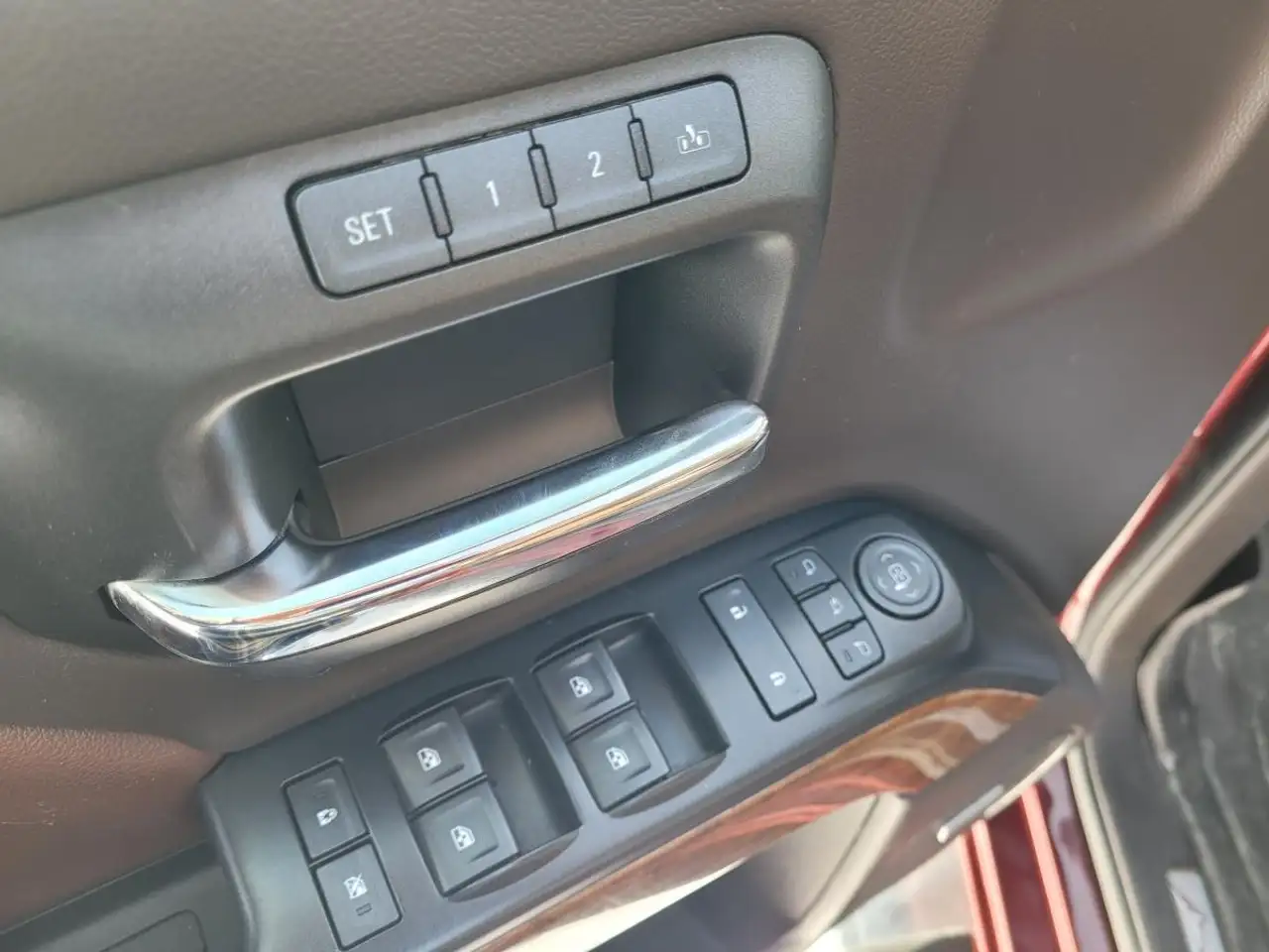 Chevrolet Silverado 1500 снимка Chevrolet Silverado 1500