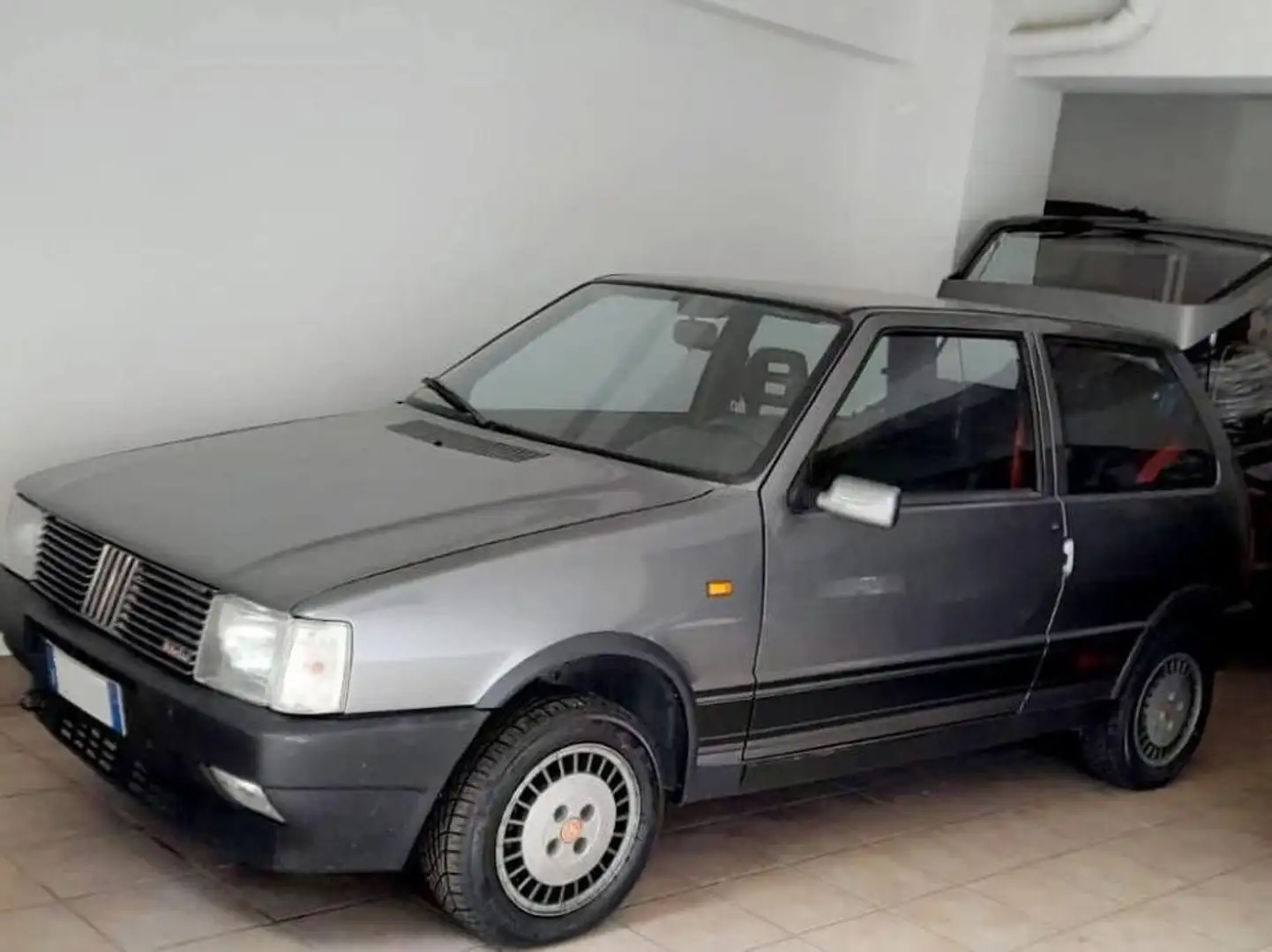 Fiat Uno Uno 3p 1.3t ie 105cv Grigio - 1