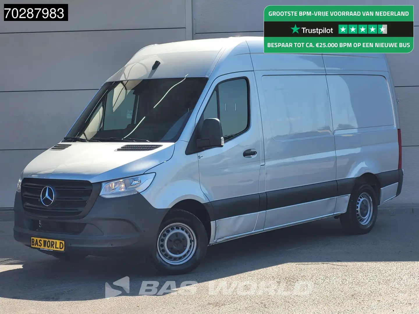 Mercedes-Benz Sprinter 315 CDI Automaat L2H2 Airco Camera MBUX CarPlay Pa Grijs - 1