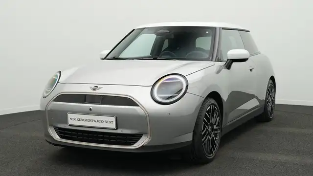 MINI Cooper E Favoured Trim