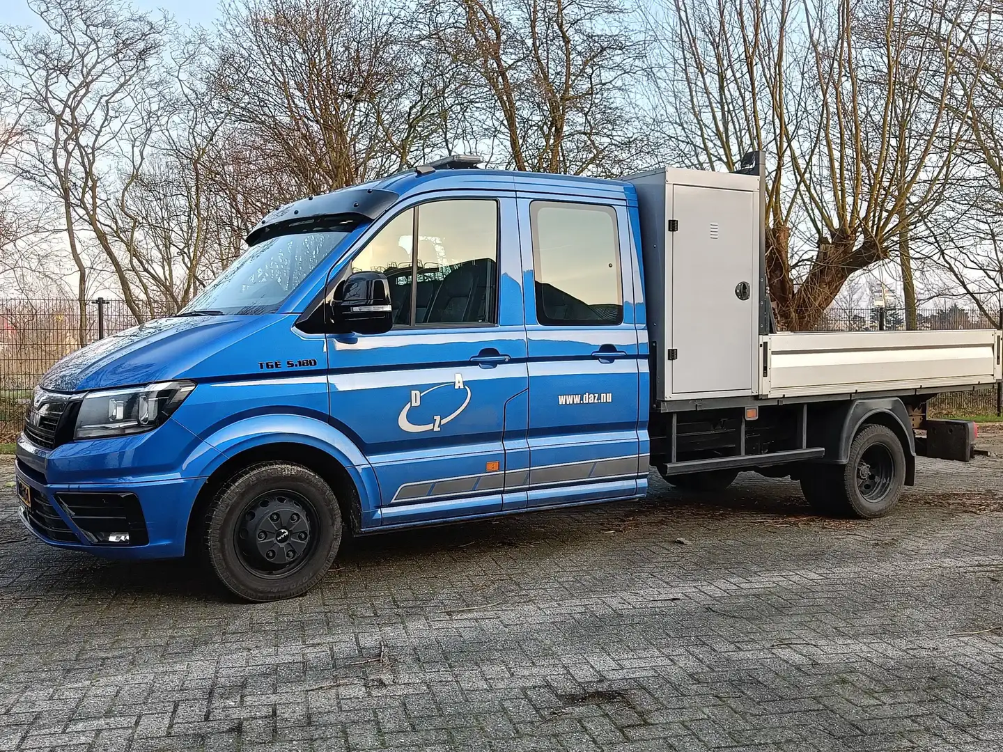MAN TGE TGE 50 2.0 Lang DL DC Azul - 2
