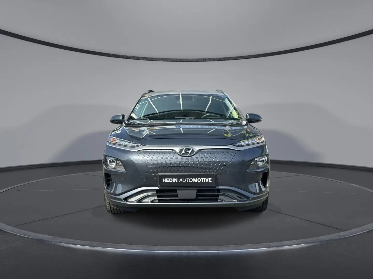 Hyundai KONA EV Premium 64 kWh | Automaat | Navigatie | Climate Grey - 2
