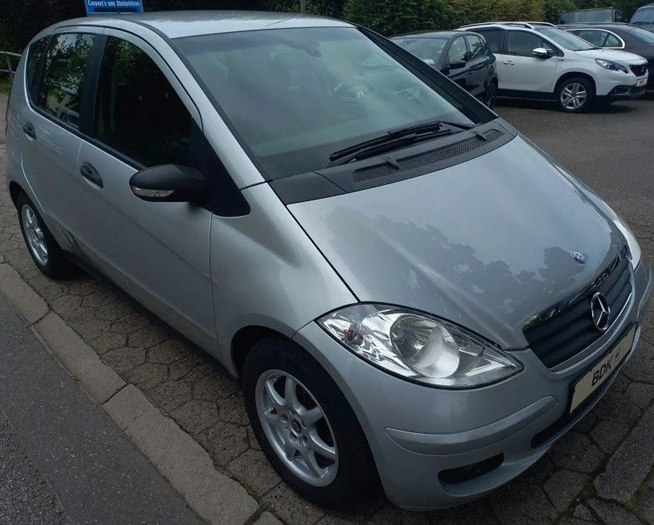 Mercedes-Benz A 150 i Klima ZV BC R/CD mit Navi APS 50 BC LMF15 Srebrny - 2