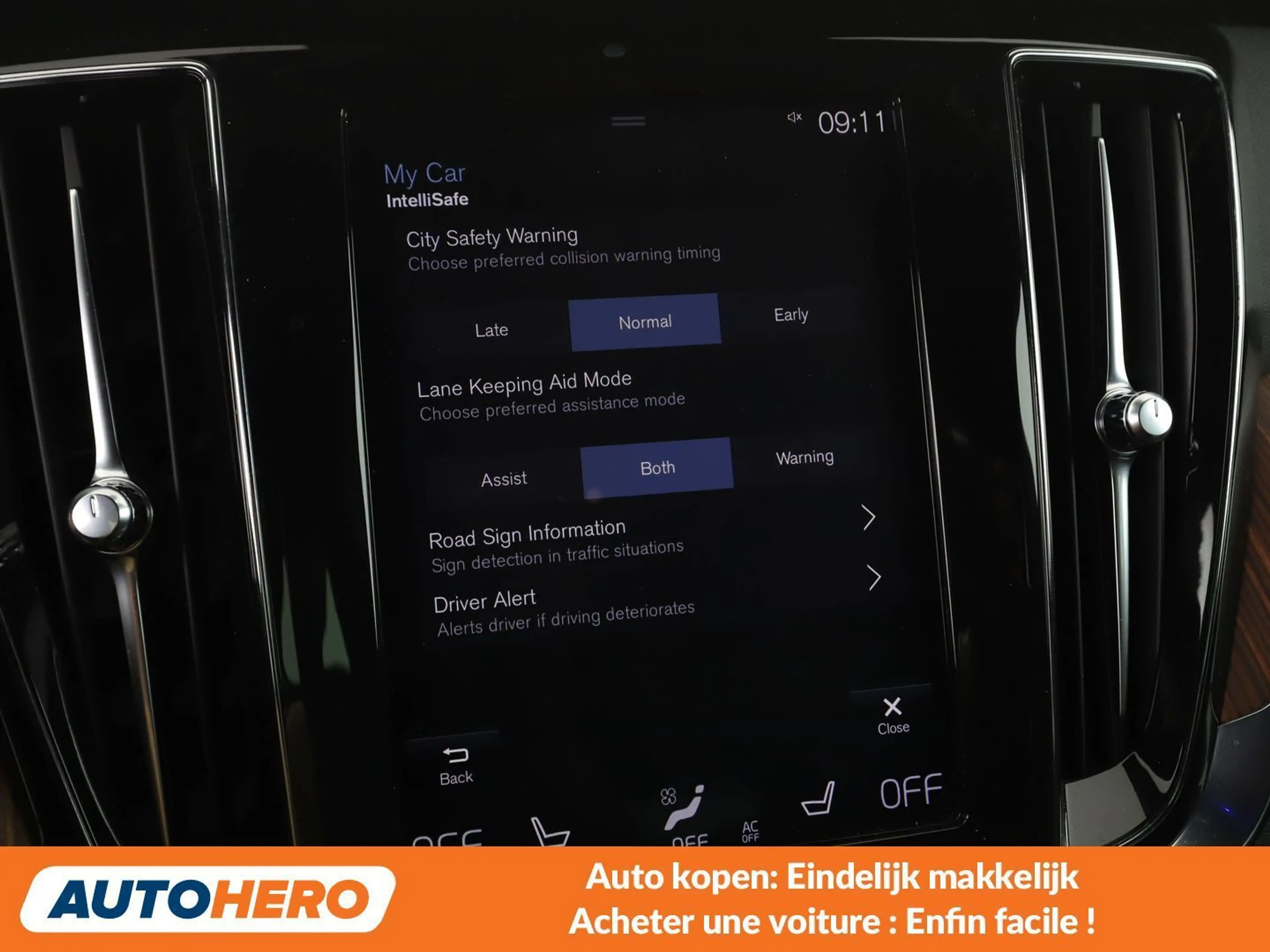 Volvo V60 Cross Country 2.0 D3 Momentum — photo 12