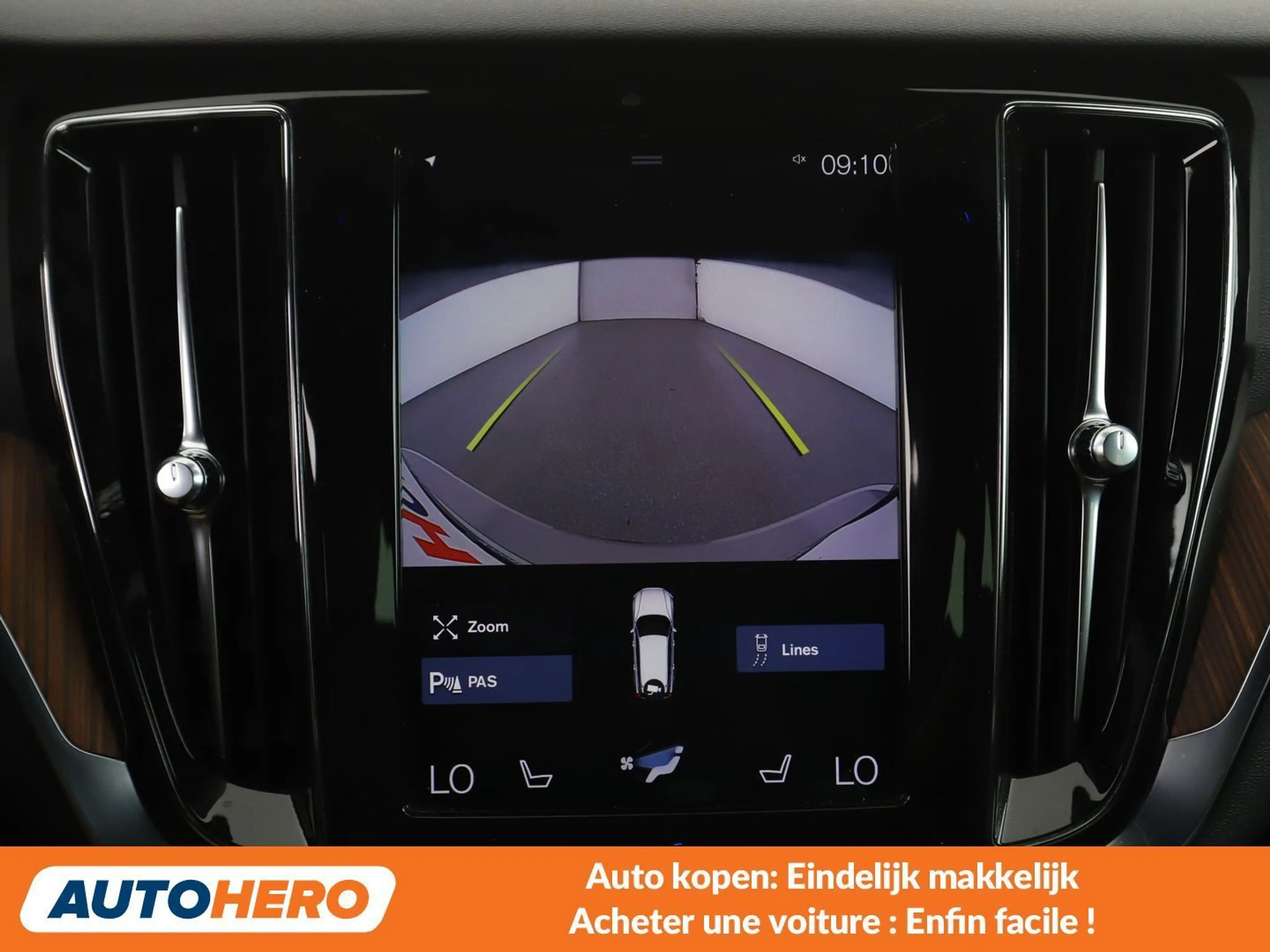 Volvo V60 Cross Country 2.0 D3 Momentum — photo 9
