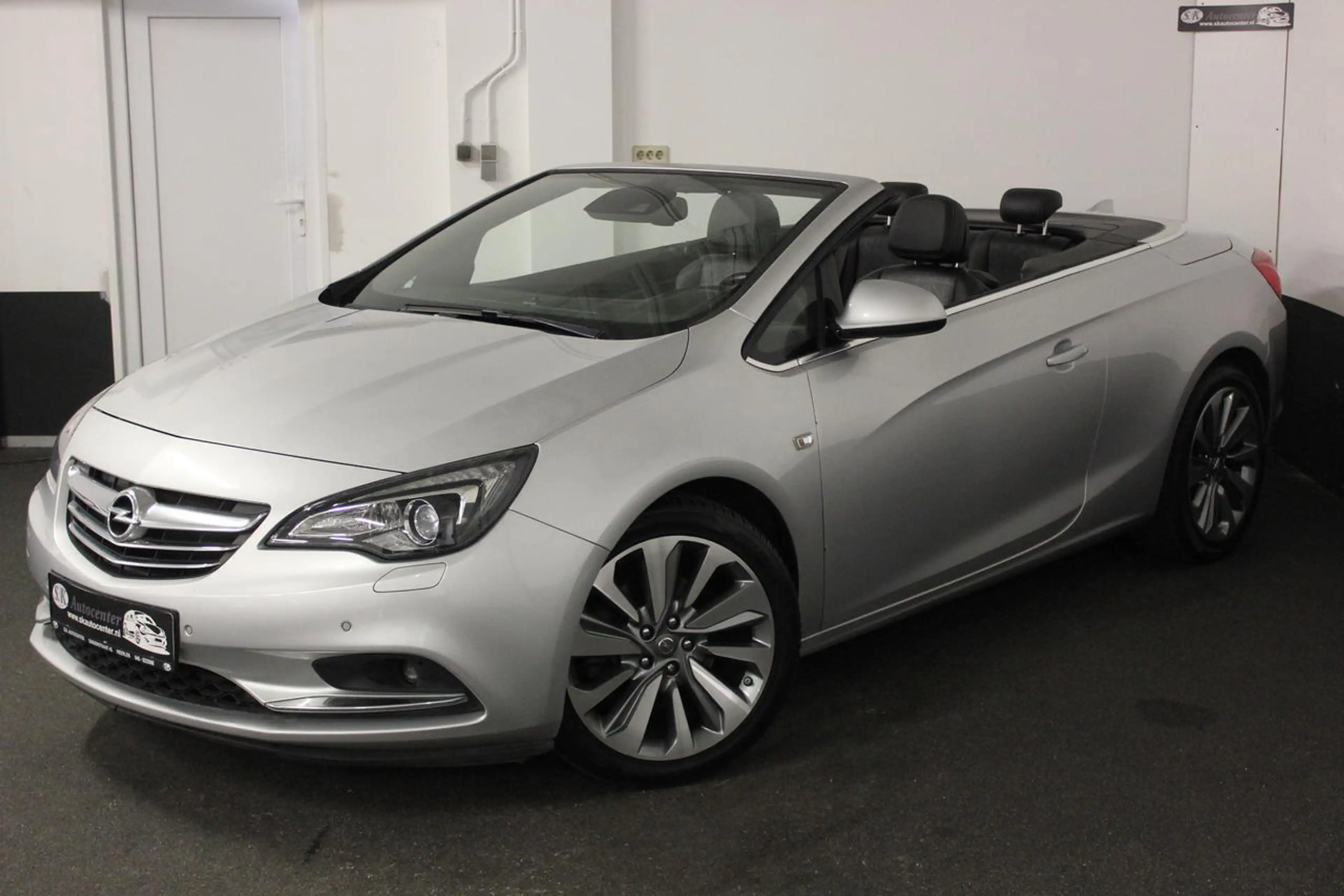 Opel Cascada CABRIO 1.6 AUTOMAAT*TREKHAAK*LEER*CAMERA* — photo 5