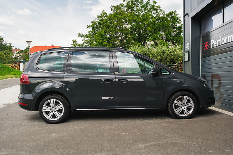 SEAT Alhambra Executive 2,0 TDI AWD 7-Sitzer /BI-XENON/AHK/AC... — photo 10