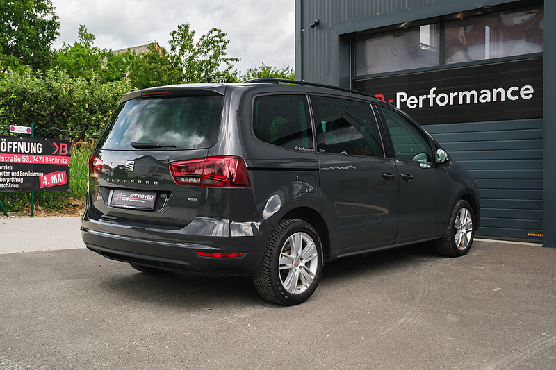 SEAT Alhambra Executive 2,0 TDI AWD 7-Sitzer /BI-XENON/AHK/AC... — photo 9