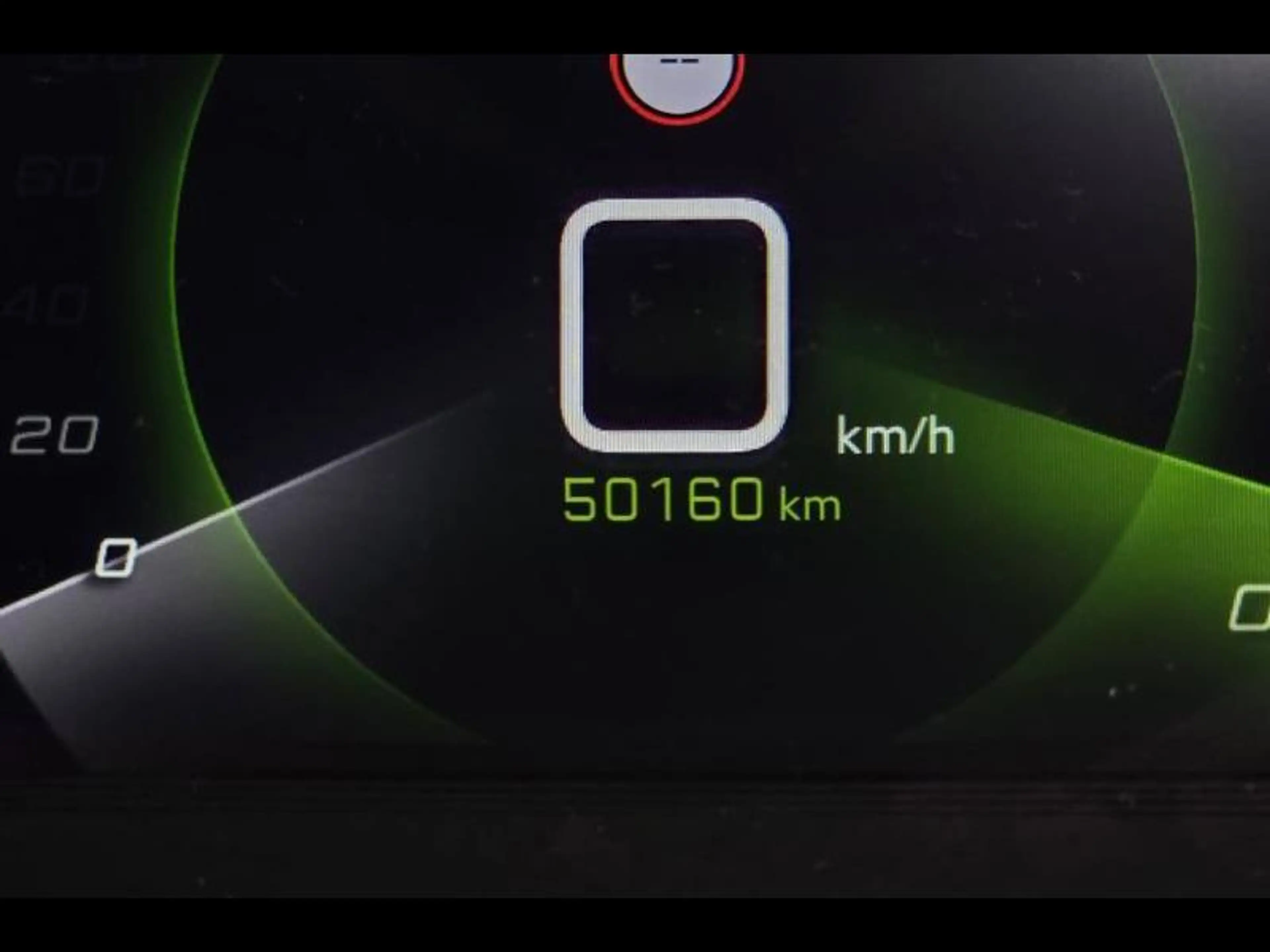 Peugeot 2008 GT camera gps open dak — photo 24