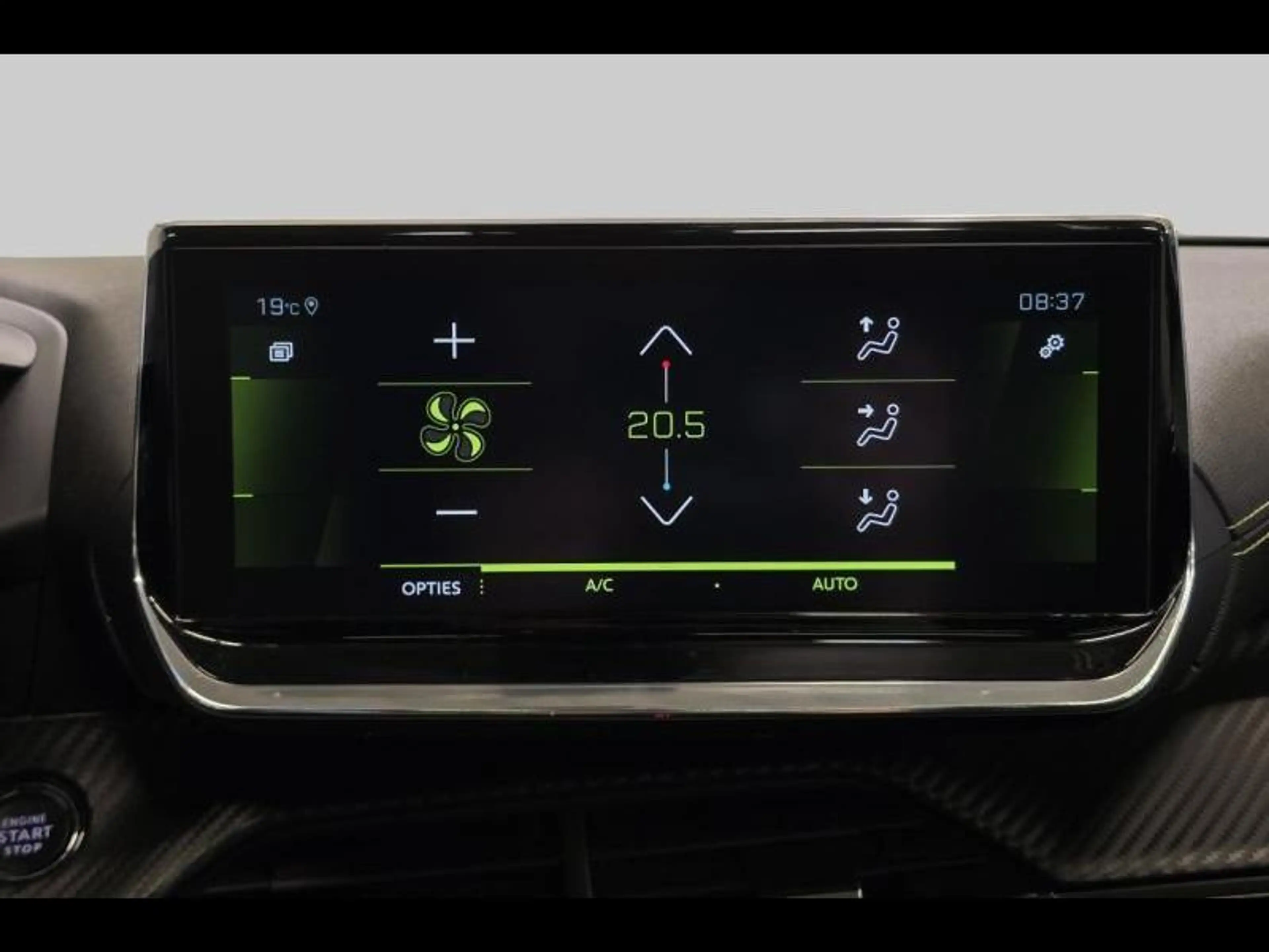 Peugeot 2008 GT camera gps open dak — photo 15