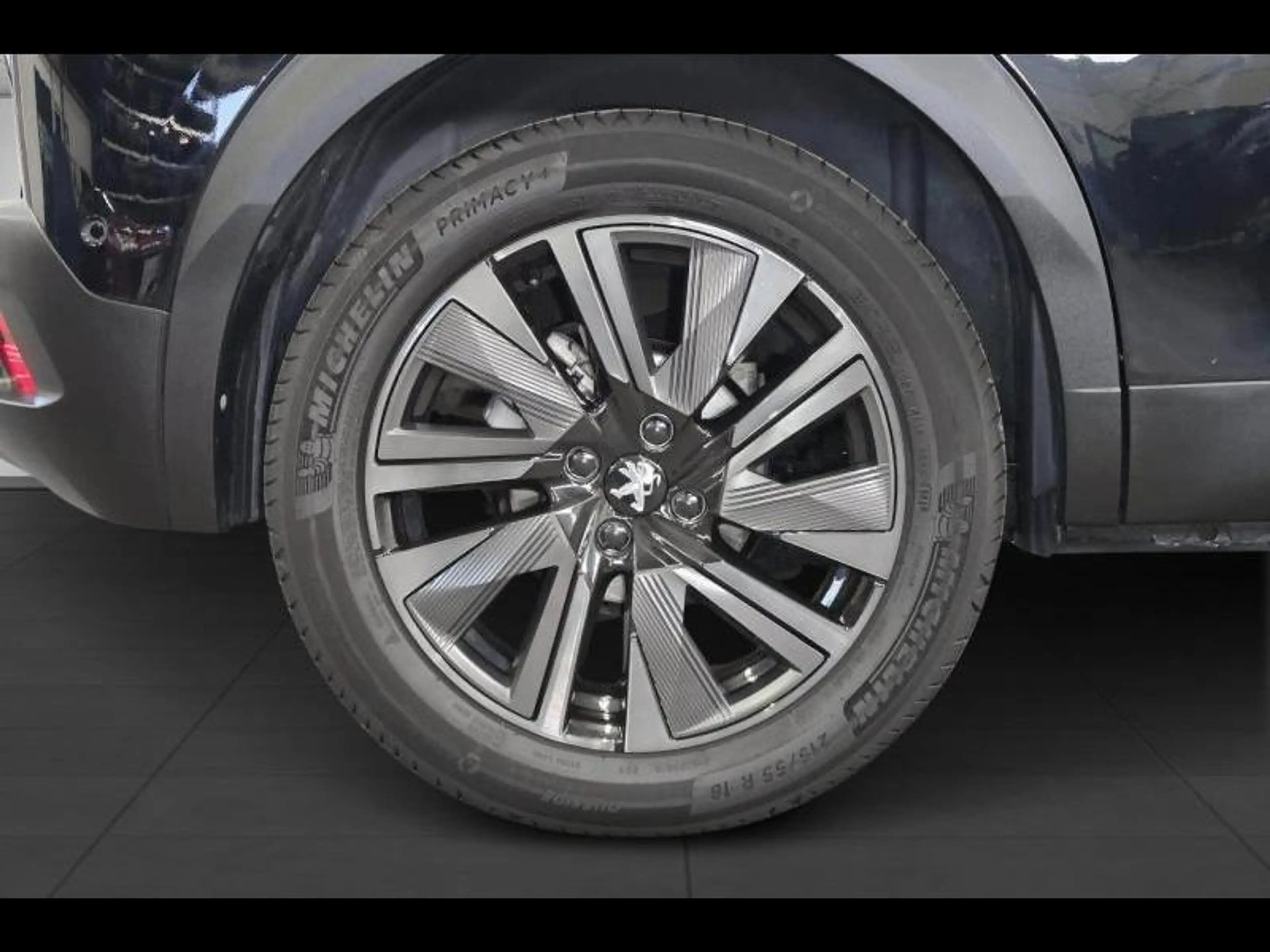 Peugeot 2008 GT camera gps open dak — photo 17
