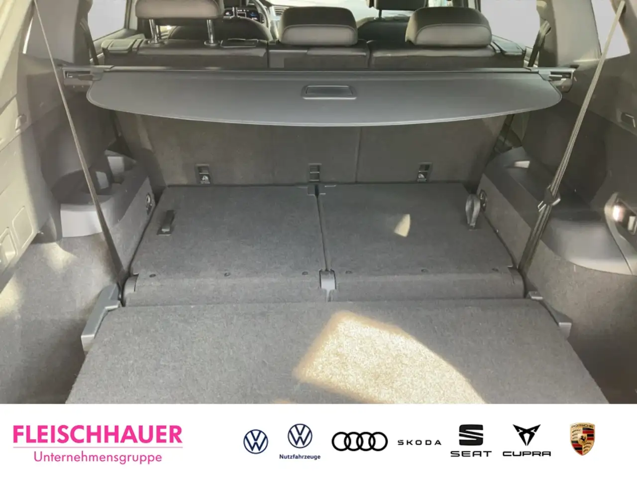 Volkswagen Tiguan Allspace 2.0 TDI DSG R-Line 4Motion Sportpaket Navi Digital 7
