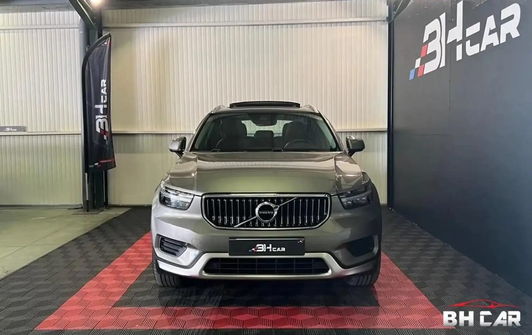 Volvo XC40 1.5 T4 211H 130 RECHARGE PHEV HYBRID TWIN-ENGINE INSCRIPTION 2WD DCT BVA Grau - 2